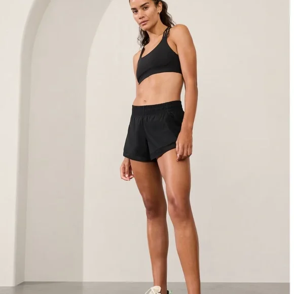 MESH RACER RUN MID RISE 4 SHORT - Picture 1 of 2